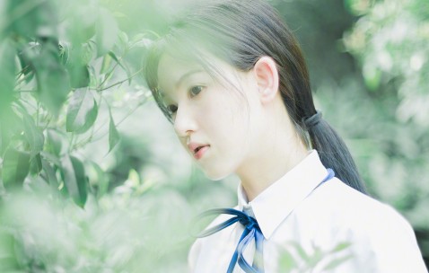 宝宝喝母乳后打嗝，原因、应对策略与预防方法